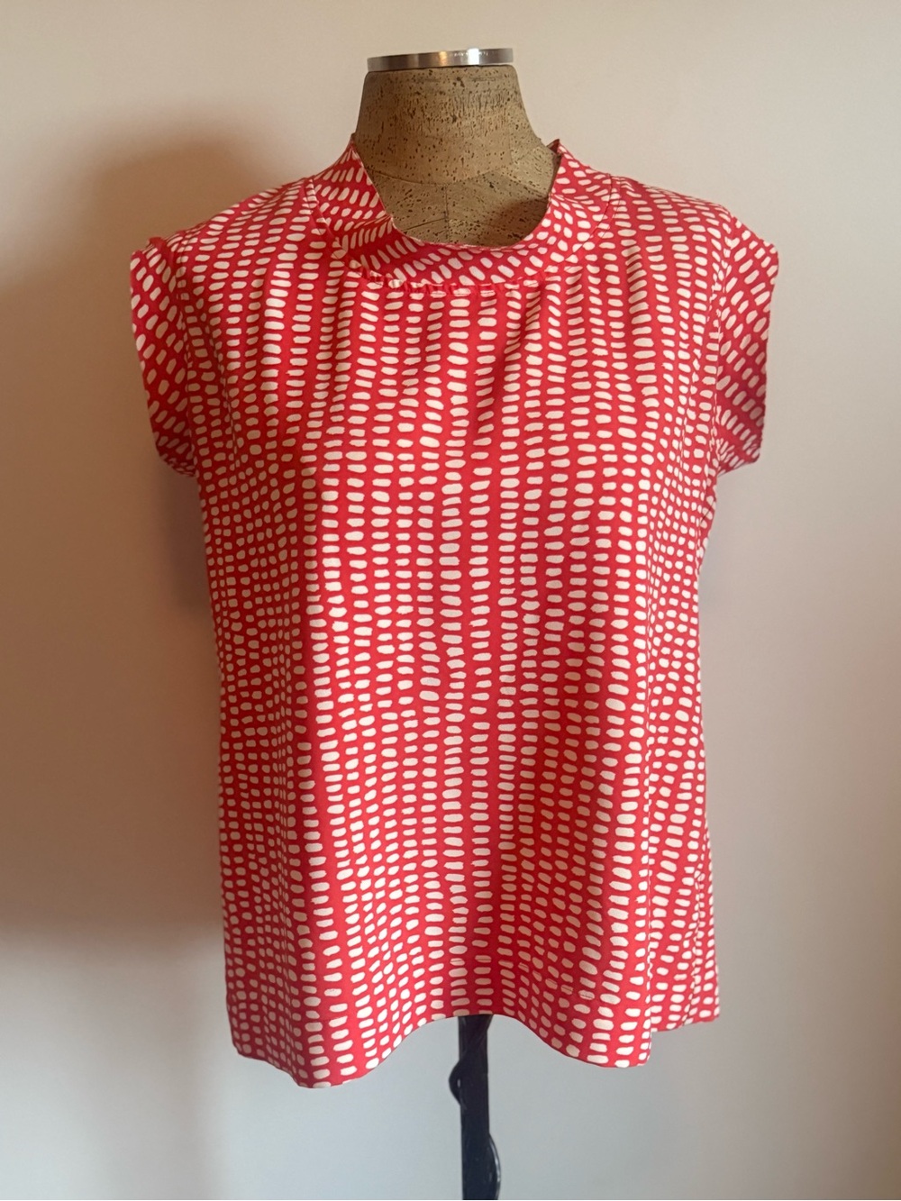 CAbi Coral Dot-Print Cap Sleeve Top